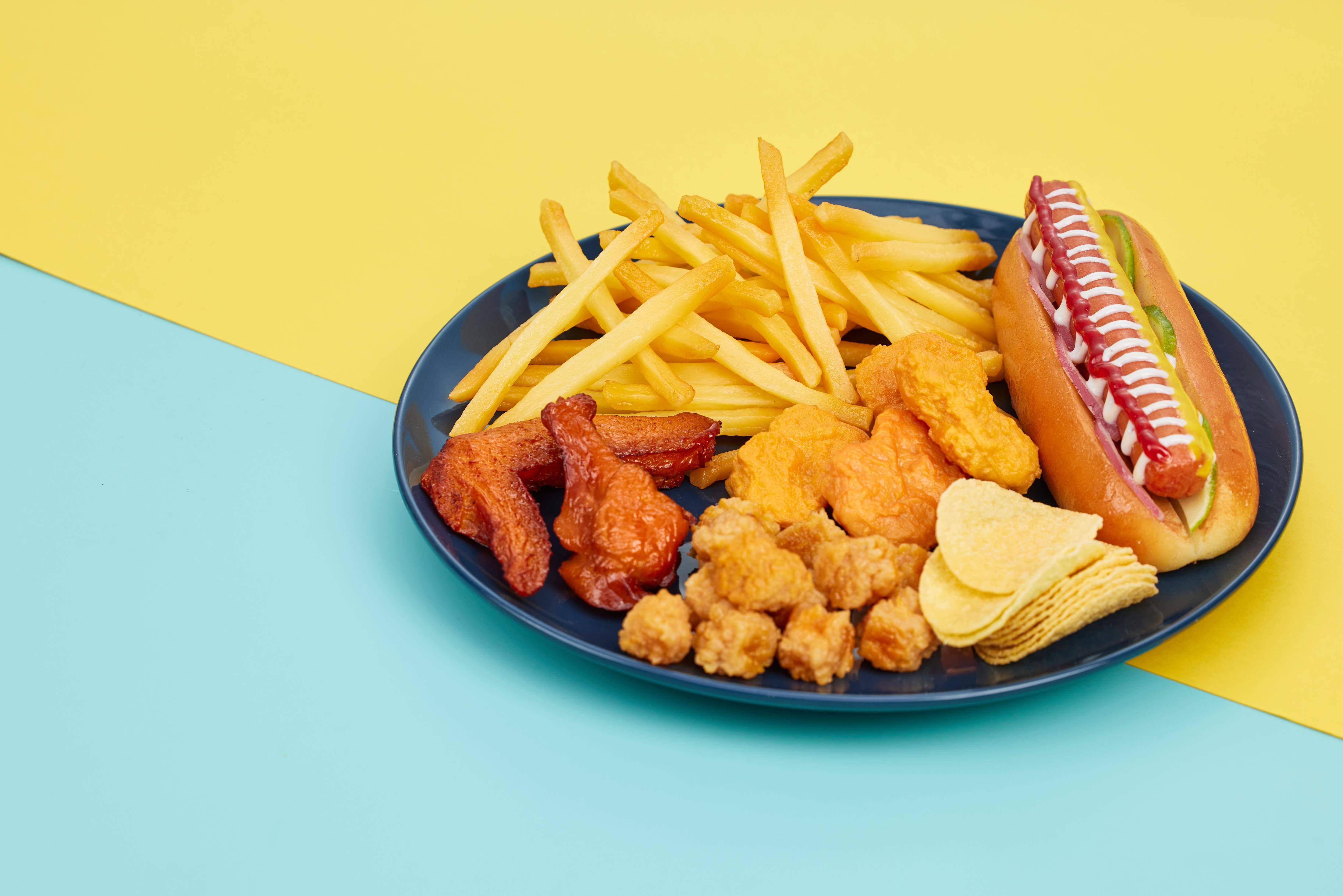 垃圾食品與乳制品 如何影響你的睡眠質量